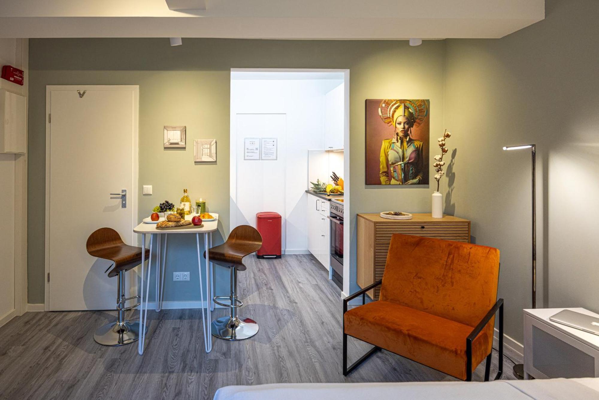 Have-A-Nice-Stay - Souterrain, Kino An Der Natur, U-Bahn Nach Hamburg 400M - Baecker & Restaurants 500M - Lidl 800M - Zentrum 1,5Km Ahrensburg Exteriör bild