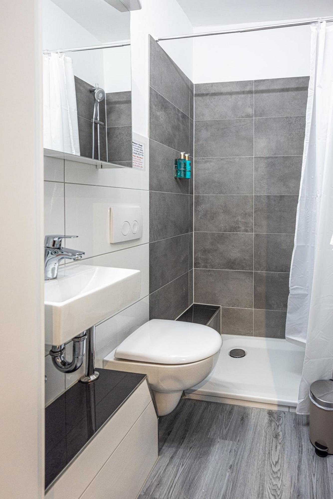 Have-A-Nice-Stay - Souterrain, Kino An Der Natur, U-Bahn Nach Hamburg 400M - Baecker & Restaurants 500M - Lidl 800M - Zentrum 1,5Km Ahrensburg Exteriör bild
